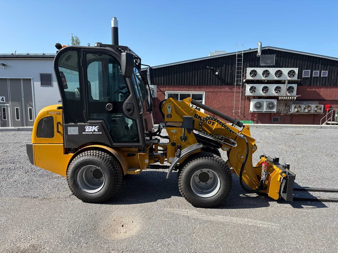 Wheel loader Berger Kraus 810T - Teleskopski utovarivač na točkovima: slika 4 Wheel loader Berger Kraus 810T - Teleskopski utovarivač na točkovima: slika 4