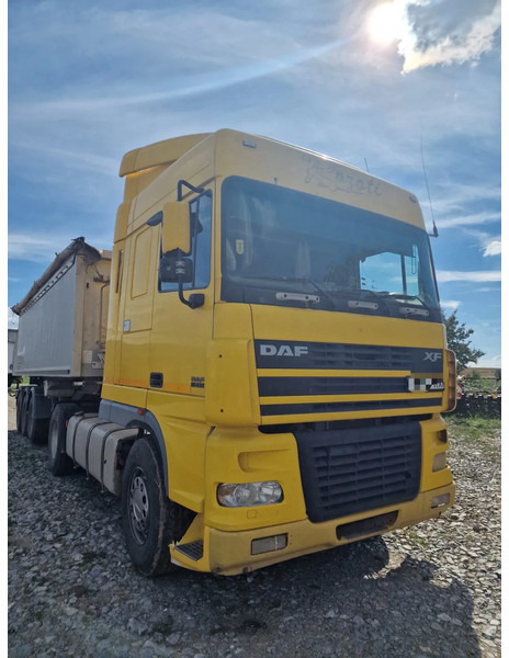 DAF XF 95.430 - Tegljač: slika 2 DAF XF 95.430 - Tegljač: slika 2