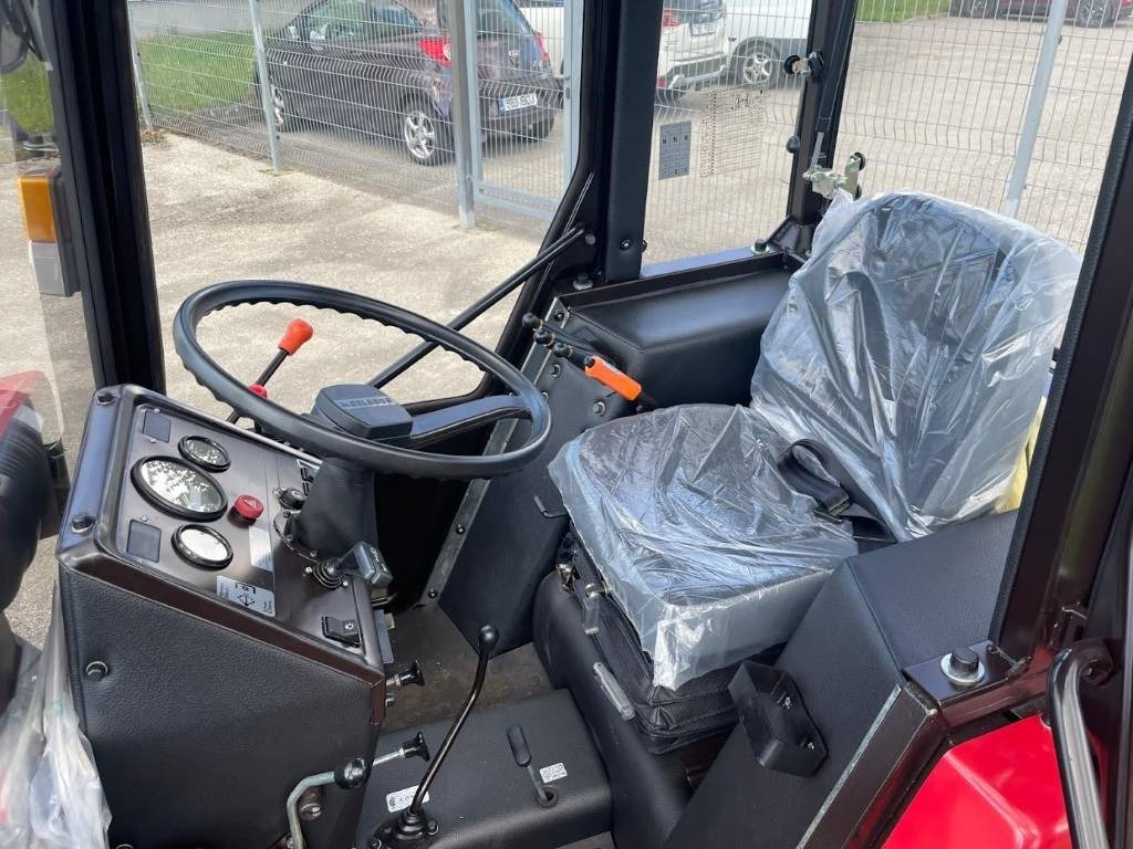 Belarus 320.4 - Traktor: slika 4 Belarus 320.4 - Traktor: slika 4