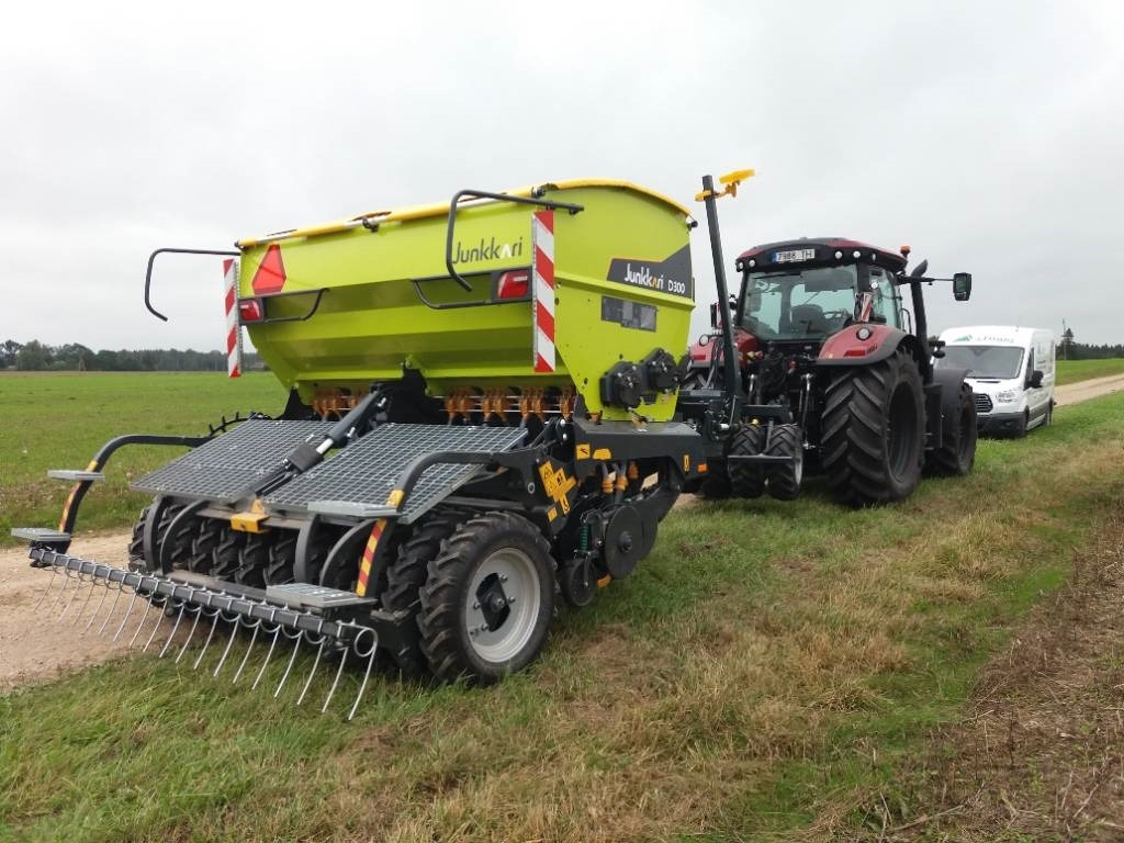 Junkkari D300 - Sejalica: slika 1 Junkkari D300 - Sejalica: slika 1