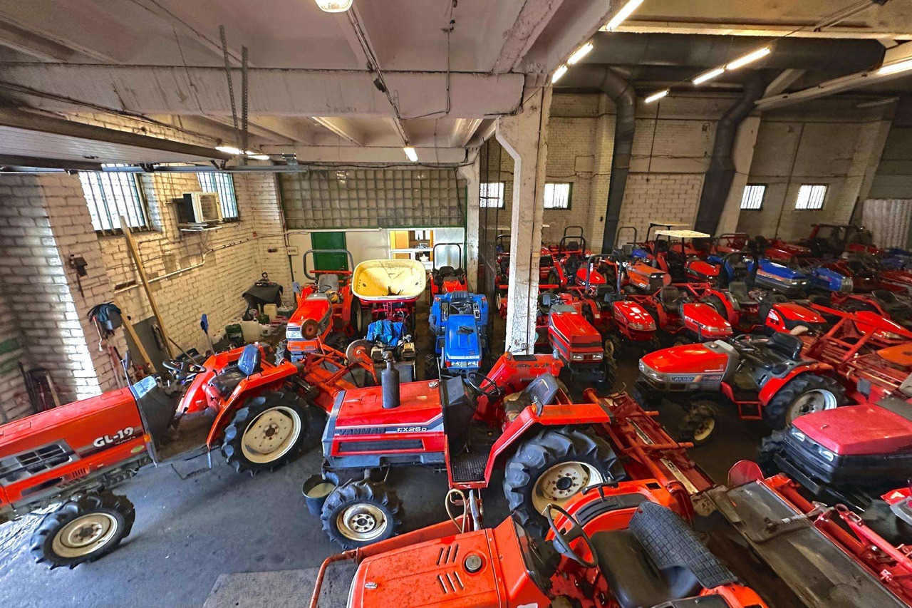 Yanmar F180 - Traktor: slika 3 Yanmar F180 - Traktor: slika 3
