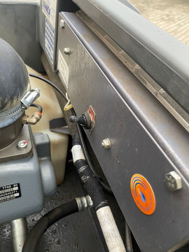 Atlas Copco XAS38, Baujahr 2023 Kompressor 7 Bar - Kompresor za vazduh: slika 4 Atlas Copco XAS38, Baujahr 2023 Kompressor 7 Bar - Kompresor za vazduh: slika 4