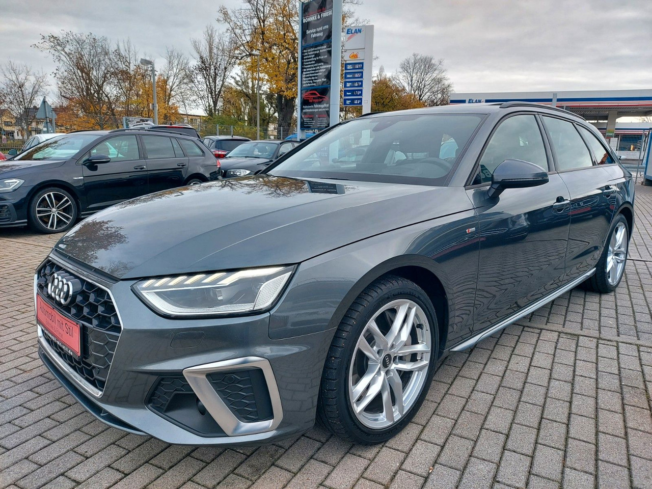 Audi A4 Avant 50 TDI Quattro S-Line Pano ACC Radar - Karavan: slika 2 Audi A4 Avant 50 TDI Quattro S-Line Pano ACC Radar - Karavan: slika 2