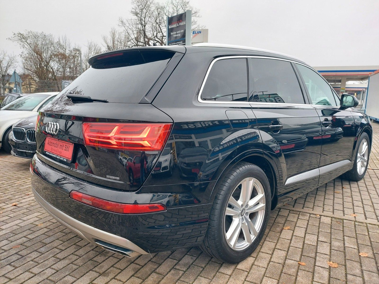 SUVSUV Audi Q7 3.0 TDI quattro S-Line Pano Alcantara AHK: slika 9 SUVSUV Audi Q7 3.0 TDI quattro S-Line Pano Alcantara AHK: slika 9