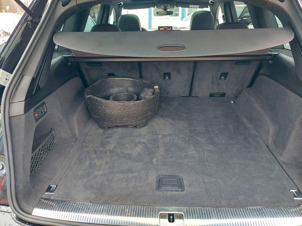 SUVSUV Audi Q7 3.0 TDI quattro S-Line Pano Alcantara AHK: slika 30 SUVSUV Audi Q7 3.0 TDI quattro S-Line Pano Alcantara AHK: slika 30