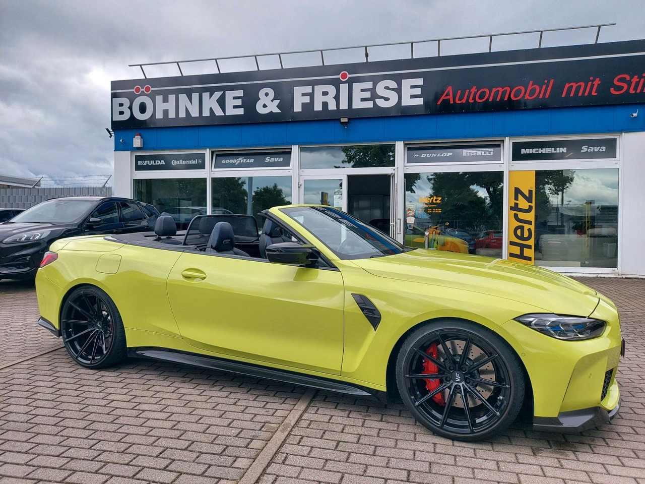 BMW M4 Cabrio G83 xDrive Competition M-Sport H&K - Kabriolet: slika 1 BMW M4 Cabrio G83 xDrive Competition M-Sport H&K - Kabriolet: slika 1