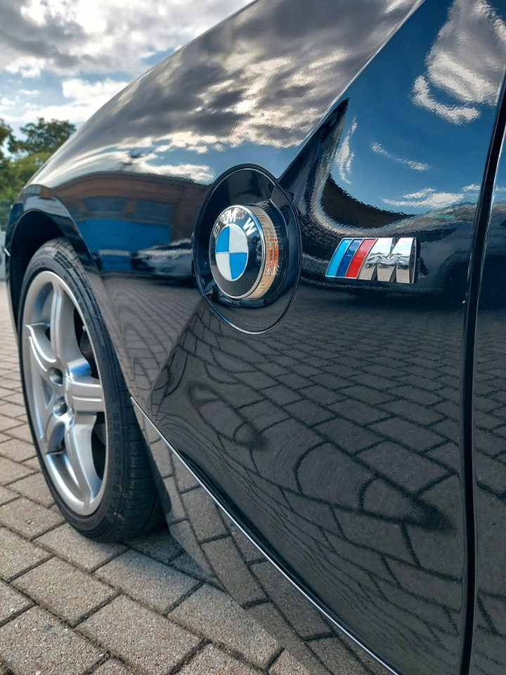BMW Z4 2.2i Roadster Cabrio M-Sport Klima Sitzheiz - Automobil: slika 2 BMW Z4 2.2i Roadster Cabrio M-Sport Klima Sitzheiz - Automobil: slika 2