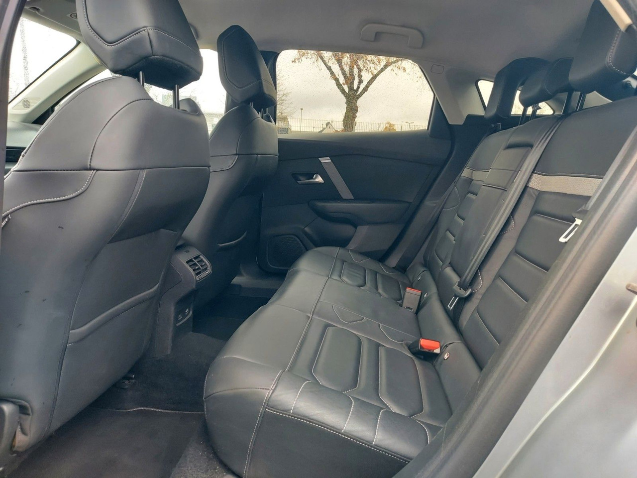 SUVSUV Citroën C4 Lim. Shine Automatik Leder Navi LED uvm.: slika 17 SUVSUV Citroën C4 Lim. Shine Automatik Leder Navi LED uvm.: slika 17