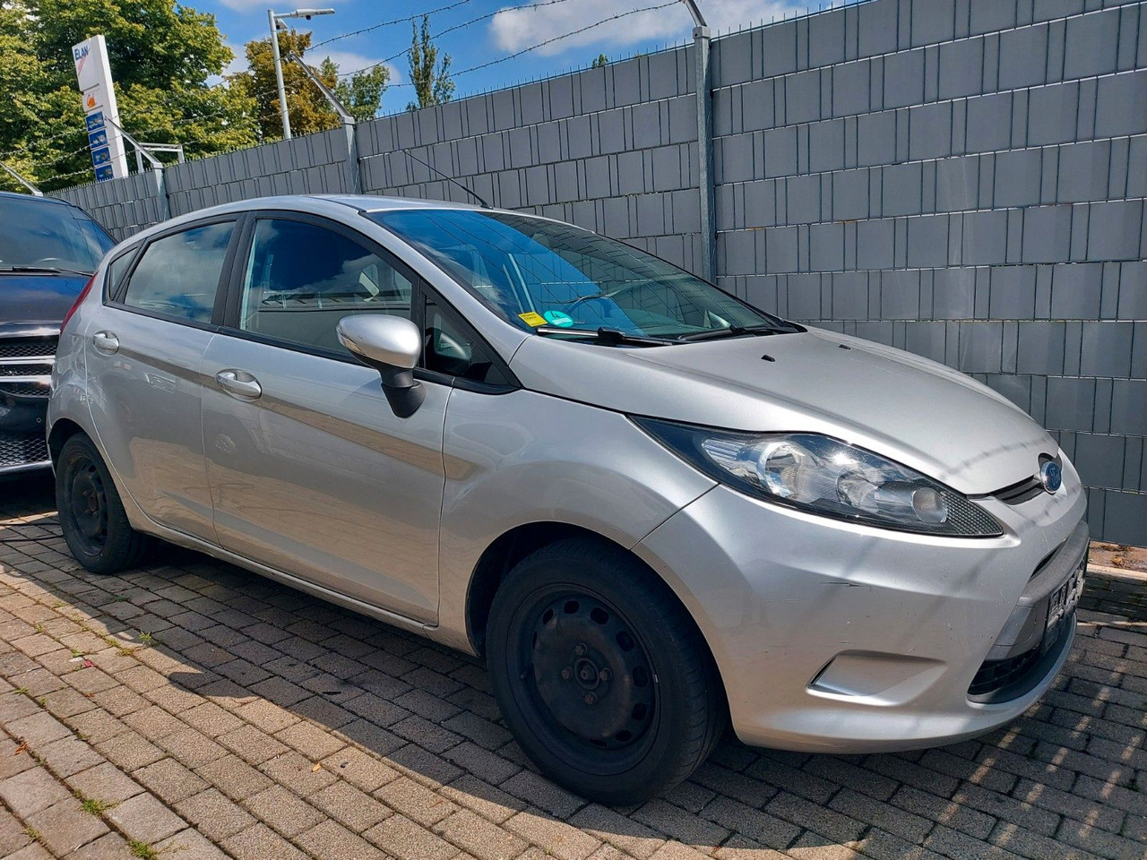 Ford Fiesta Trend Klimaanlage - Automobil: slika 1 Ford Fiesta Trend Klimaanlage - Automobil: slika 1