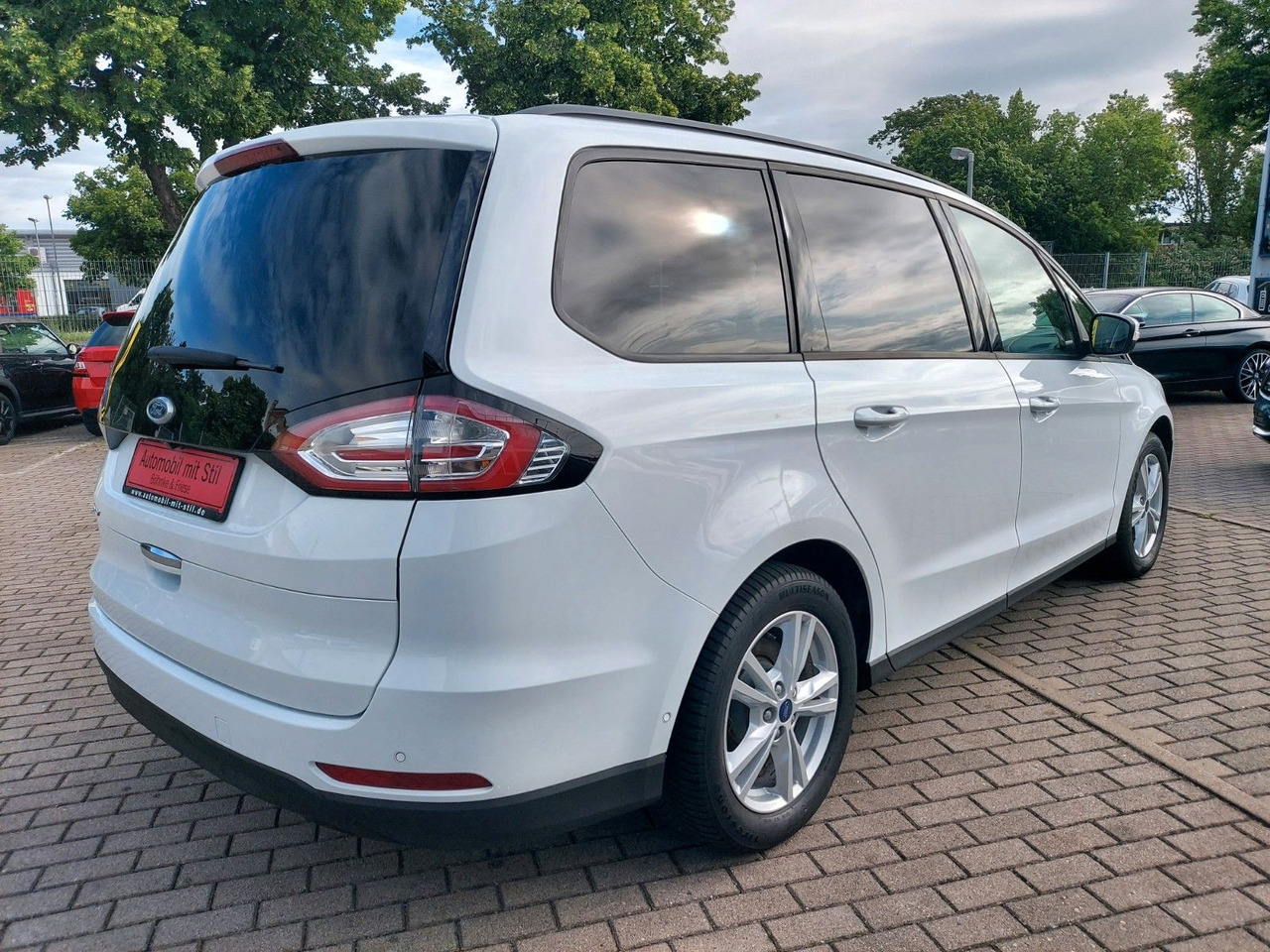 Ford Galaxy 7 Sitze Navi Kamera Tempo SignAssist - Putnički kombi: slika 5 Ford Galaxy 7 Sitze Navi Kamera Tempo SignAssist - Putnički kombi: slika 5