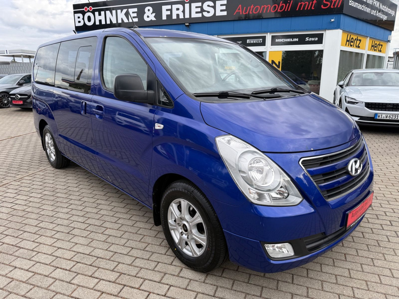 Hyundai H-1 Travel Comfort 8 SITZER KLIMAA. STANDHEIZUNG - Putnički kombi: slika 2 Hyundai H-1 Travel Comfort 8 SITZER KLIMAA. STANDHEIZUNG - Putnički kombi: slika 2