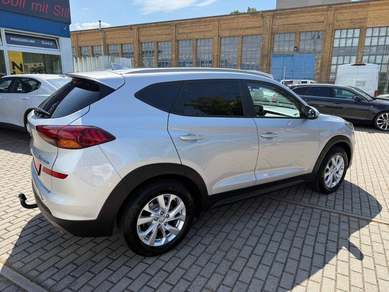 Hyundai Tucson Trend 2WD SHZ KLIMAA. PDC NAVI TEMPOMAT - SUVSUV: slika 4 Hyundai Tucson Trend 2WD SHZ KLIMAA. PDC NAVI TEMPOMAT - SUVSUV: slika 4