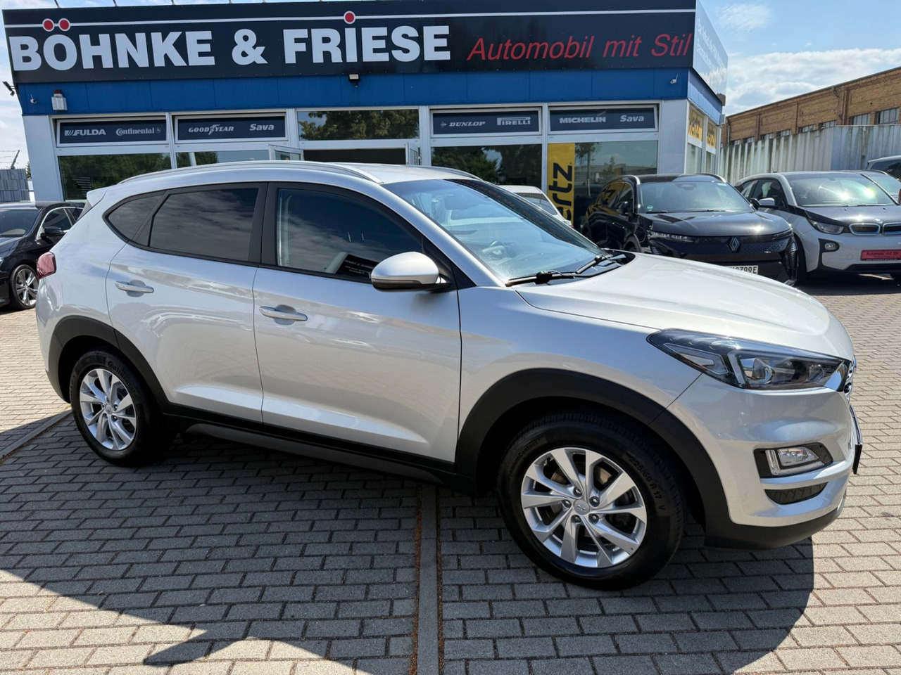 Hyundai Tucson Trend 2WD SHZ KLIMAA. PDC NAVI TEMPOMAT - SUVSUV: slika 3 Hyundai Tucson Trend 2WD SHZ KLIMAA. PDC NAVI TEMPOMAT - SUVSUV: slika 3