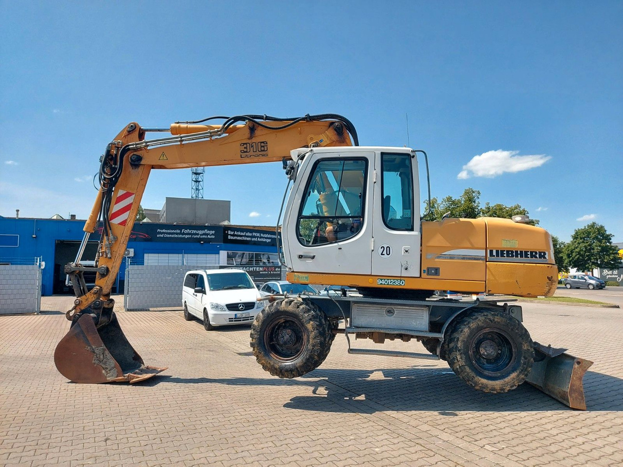 Liebherr A 316 LITRONIC TL + 2005 DEUTZ 13400 STD. Liebherr A 316 LITRONIC TL + 2005 DEUTZ 13400 STD. - Bager točkaš: slika 1 Liebherr A 316 LITRONIC TL + 2005 DEUTZ 13400 STD. Liebherr A 316 LITRONIC TL + 2005 DEUTZ 13400 STD. - Bager točkaš: slika 1