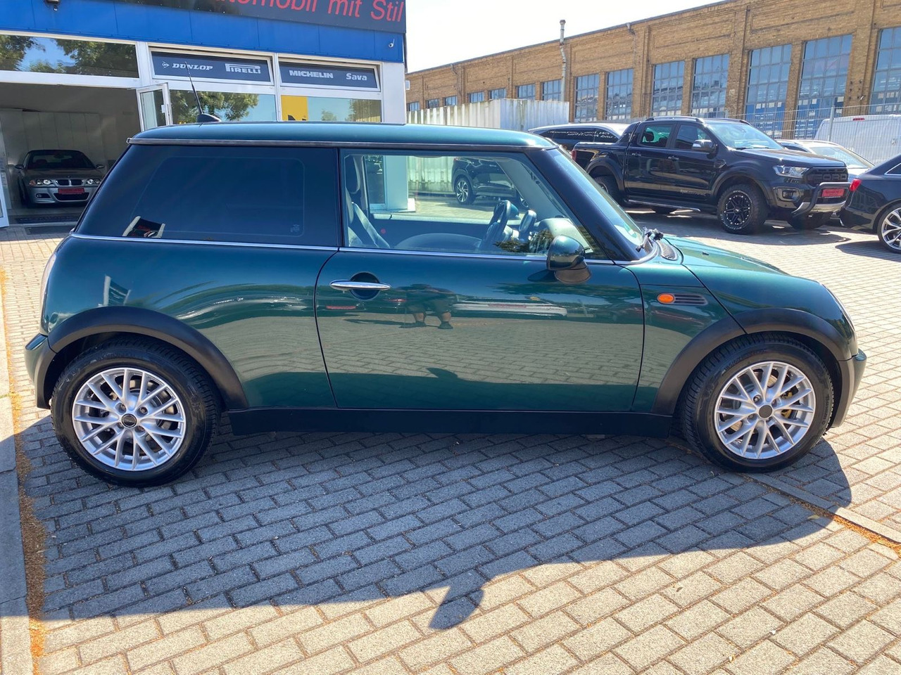 MINI COOPER Mini Cooper Klima Teilleder Alu PDC - Automobil: slika 3 MINI COOPER Mini Cooper Klima Teilleder Alu PDC - Automobil: slika 3