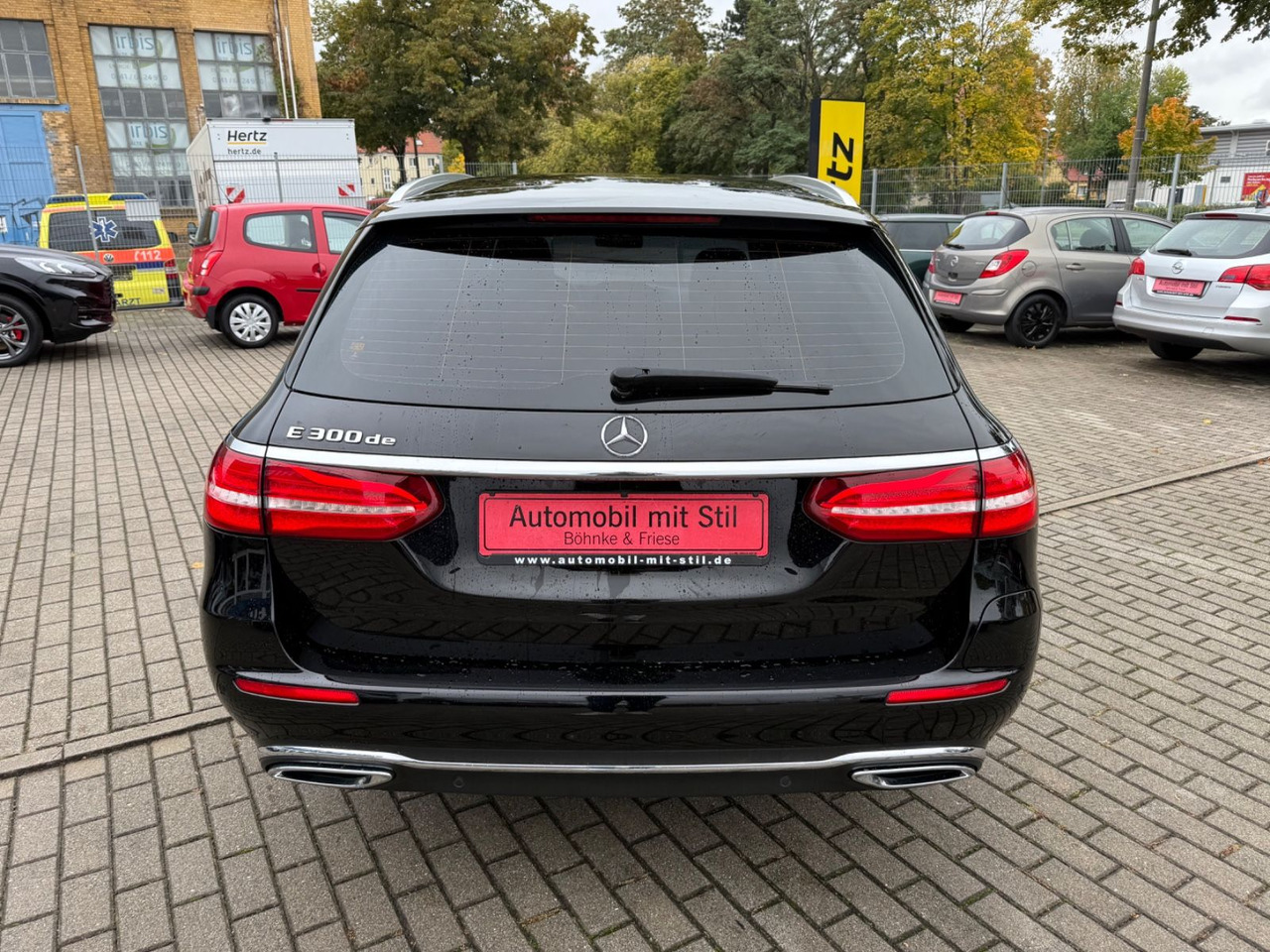 Mercedes-Benz E -Klasse T-Modell E 300 de LED NAVI ACC TEILLED - Karavan: slika 5 Mercedes-Benz E -Klasse T-Modell E 300 de LED NAVI ACC TEILLED - Karavan: slika 5