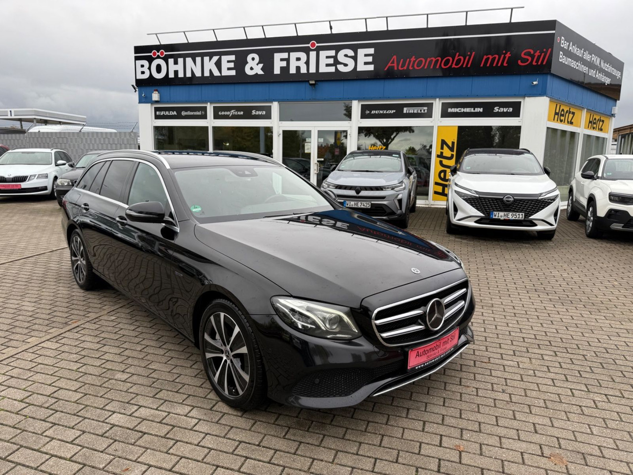 Mercedes-Benz E -Klasse T-Modell E 300 de LED NAVI ACC TEILLED - Karavan: slika 1 Mercedes-Benz E -Klasse T-Modell E 300 de LED NAVI ACC TEILLED - Karavan: slika 1