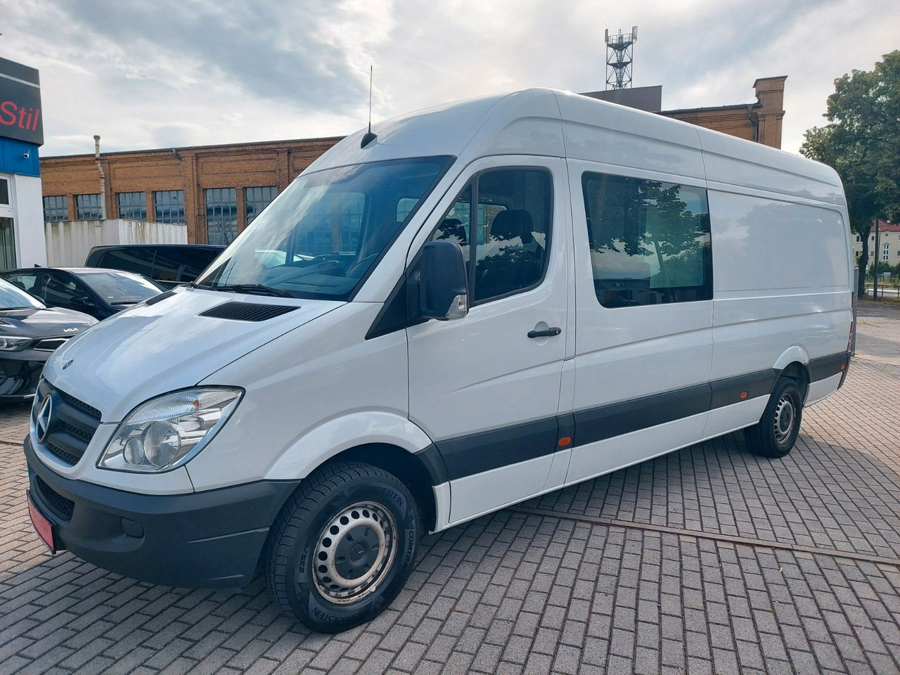 Mercedes-Benz Sprinter II Kasten 316 CDI MIXTO 6 SITZER MAXI - Putnički kombi: slika 4 Mercedes-Benz Sprinter II Kasten 316 CDI MIXTO 6 SITZER MAXI - Putnički kombi: slika 4