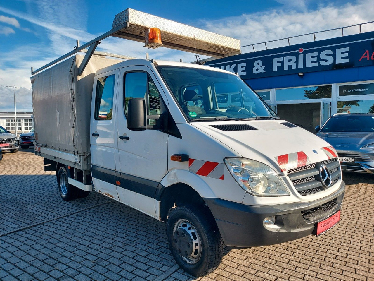 Mercedes-Benz Sprinter II Pritsche DoKa 516 4X4 Plane 6 Sitze - Dostavno vozilo sa ceradom, Dostavno vozilo sa duplom kabinom: slika 1 Mercedes-Benz Sprinter II Pritsche DoKa 516 4X4 Plane 6 Sitze - Dostavno vozilo sa ceradom, Dostavno vozilo sa duplom kabinom: slika 1