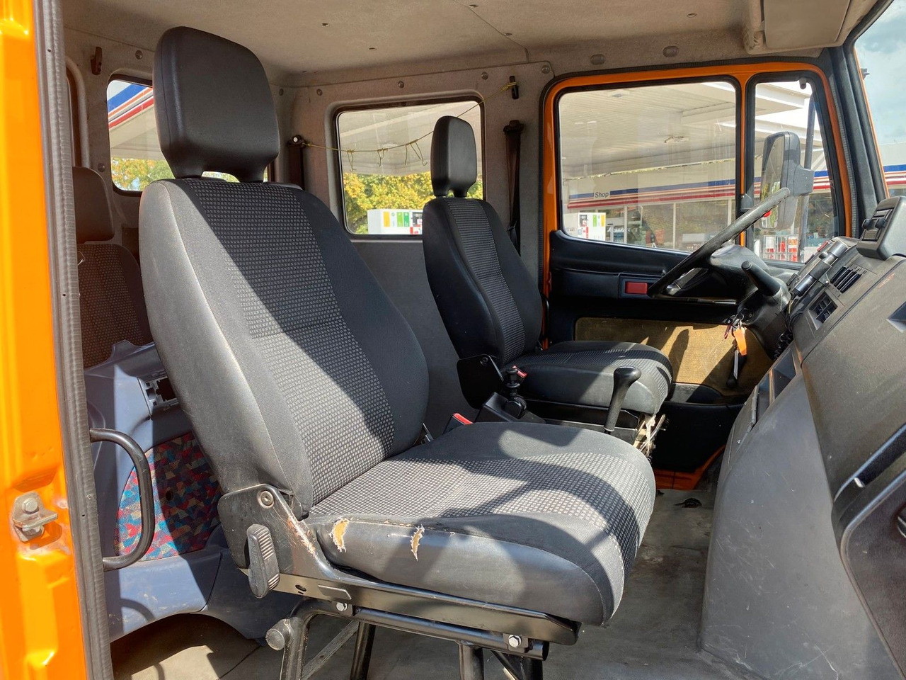 Vazdušna platforma montirana na kamion Mercedes-Benz VARIO 816D 4x4 HUB Steiger Ruthmann K130: slika 18 Vazdušna platforma montirana na kamion Mercedes-Benz VARIO 816D 4x4 HUB Steiger Ruthmann K130: slika 18