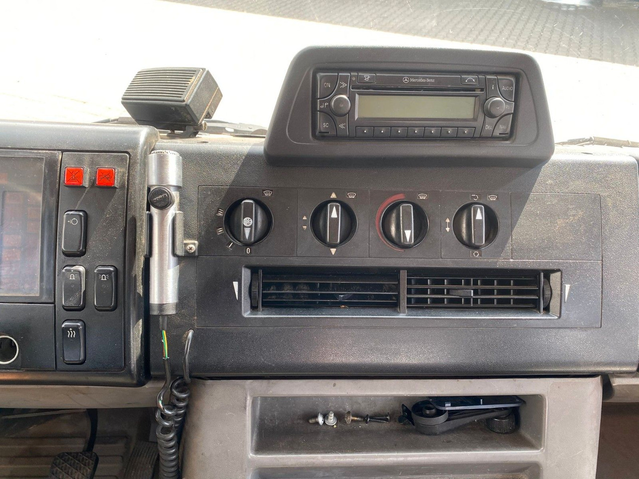 Vazdušna platforma montirana na kamion Mercedes-Benz VARIO 816D 4x4 HUB Steiger Ruthmann K130: slika 15 Vazdušna platforma montirana na kamion Mercedes-Benz VARIO 816D 4x4 HUB Steiger Ruthmann K130: slika 15