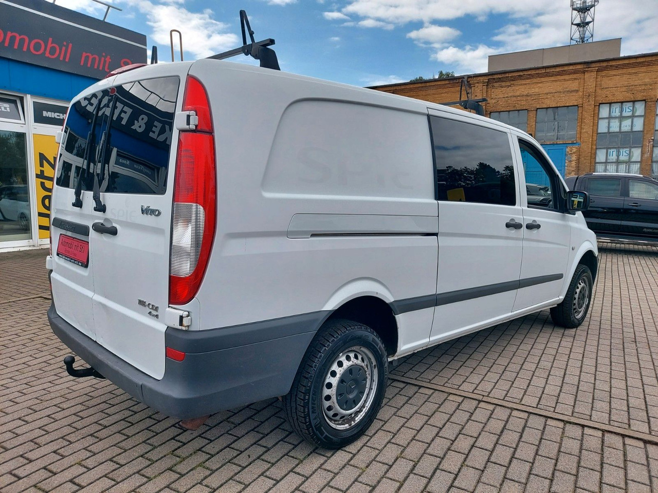 Mercedes-Benz Vito Mixto 4x4 116 extralang Automatik 5 Sitze - Putnički kombi: slika 5 Mercedes-Benz Vito Mixto 4x4 116 extralang Automatik 5 Sitze - Putnički kombi: slika 5