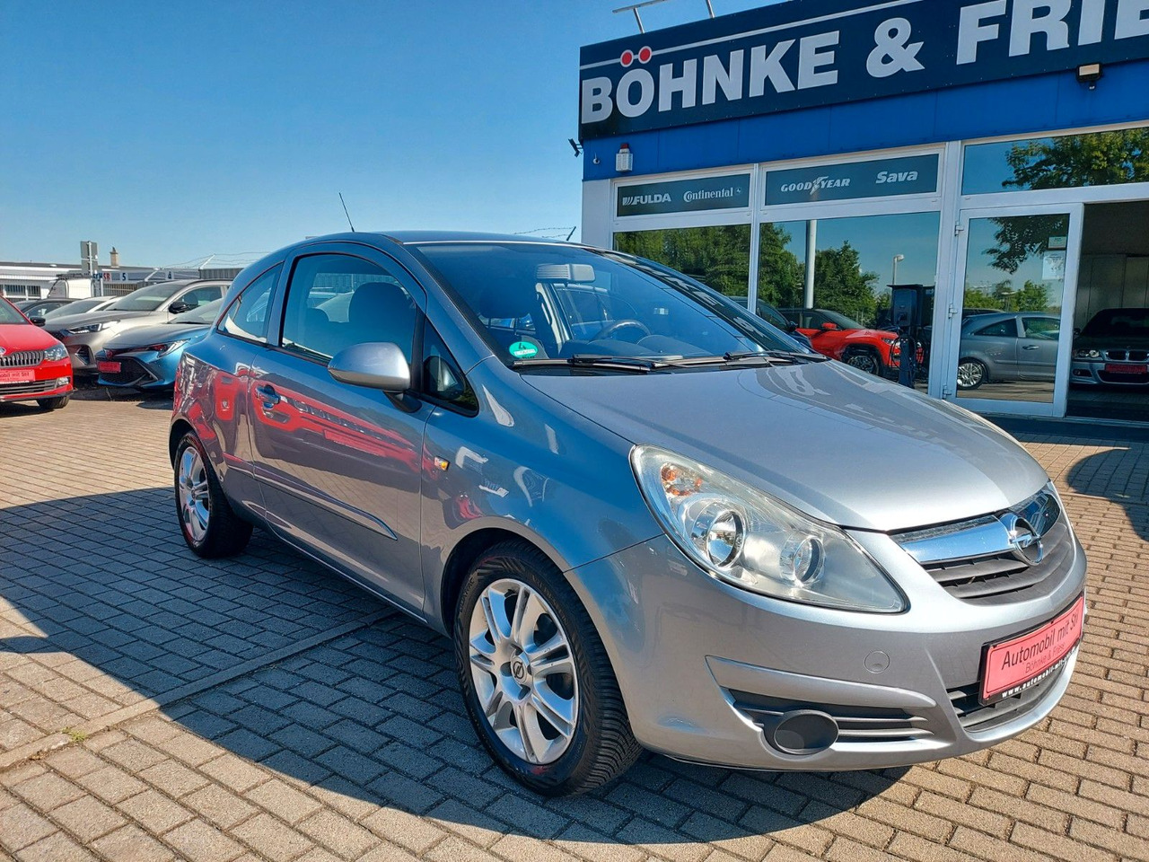 Opel Corsa D Edition Klima M+S Reifen - Automobil: slika 1 Opel Corsa D Edition Klima M+S Reifen - Automobil: slika 1
