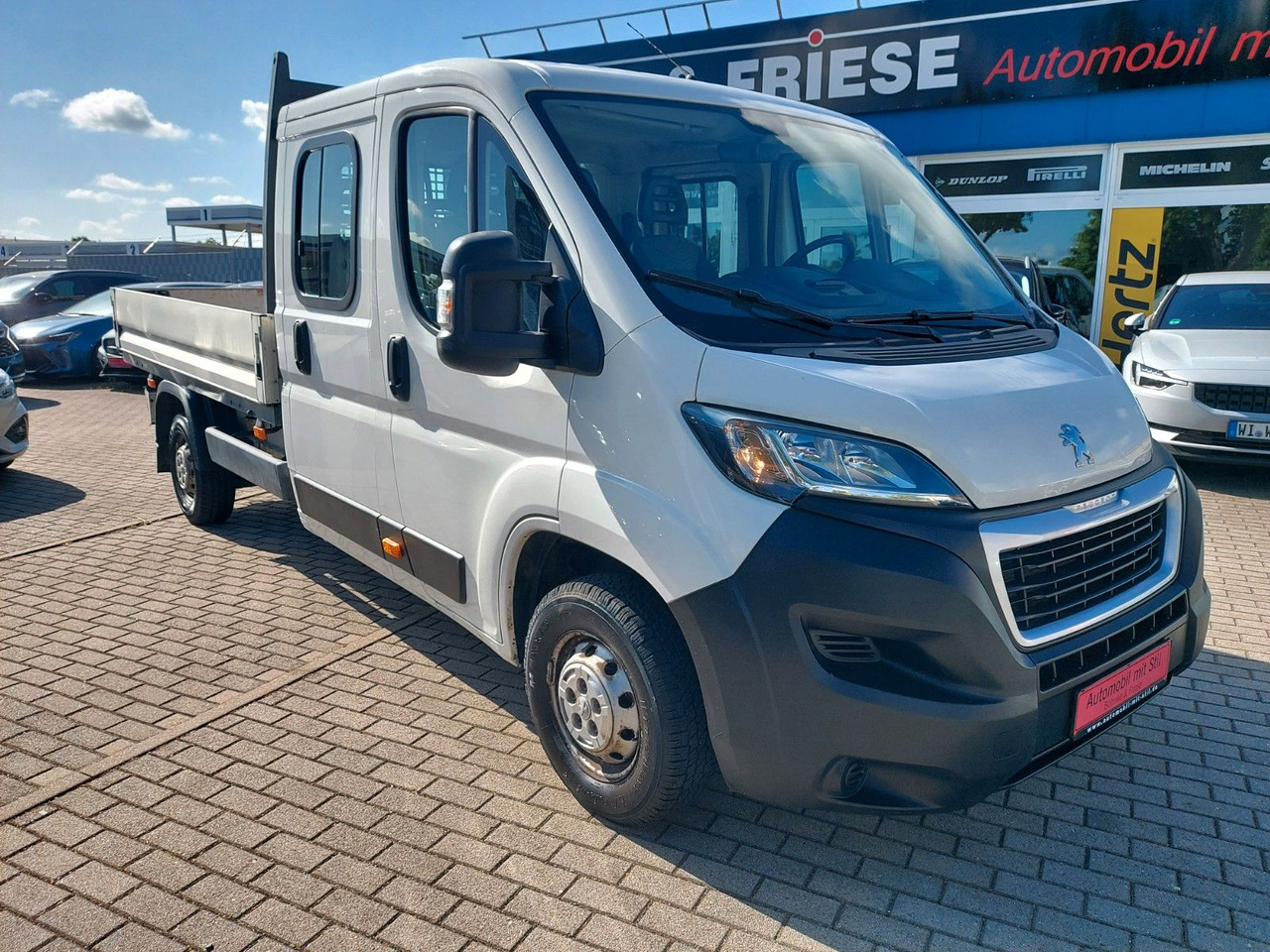 Peugeot Boxer Pritsche Doka. 335 L3 BlueHDi 130 Klima - Dostavno vozilo sa otvorenom sandukom, Dostavno vozilo sa duplom kabinom: slika 1 Peugeot Boxer Pritsche Doka. 335 L3 BlueHDi 130 Klima - Dostavno vozilo sa otvorenom sandukom, Dostavno vozilo sa duplom kabinom: slika 1