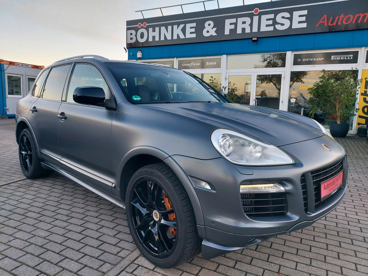 Porsche Cayenne Turbo S Bose Alcantara Navi Luft - SUVSUV: slika 1 Porsche Cayenne Turbo S Bose Alcantara Navi Luft - SUVSUV: slika 1