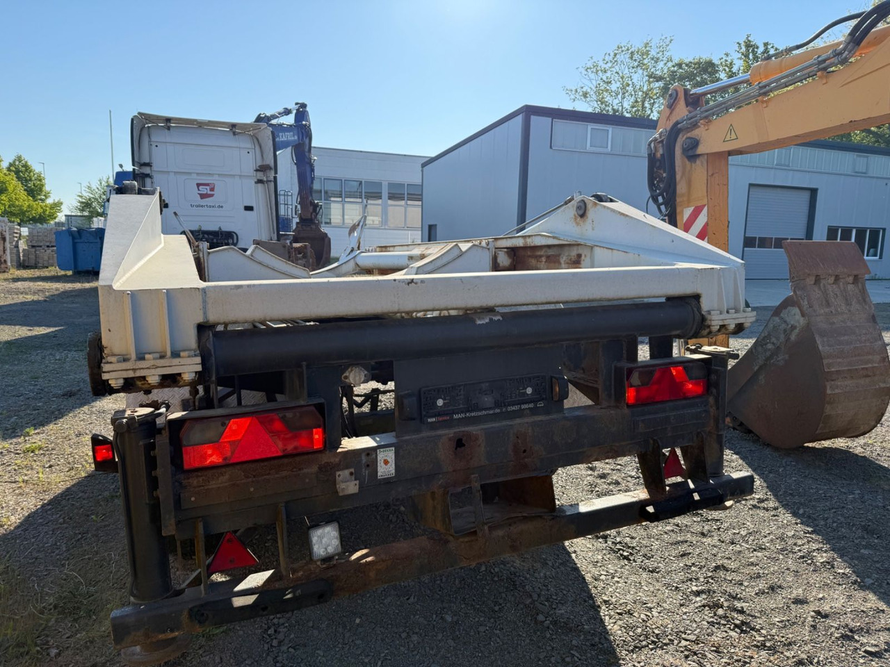 M-TEC MATHIS SILO AUFSTELLER TÜV NEU - Prikolica: slika 3 M-TEC MATHIS SILO AUFSTELLER TÜV NEU - Prikolica: slika 3