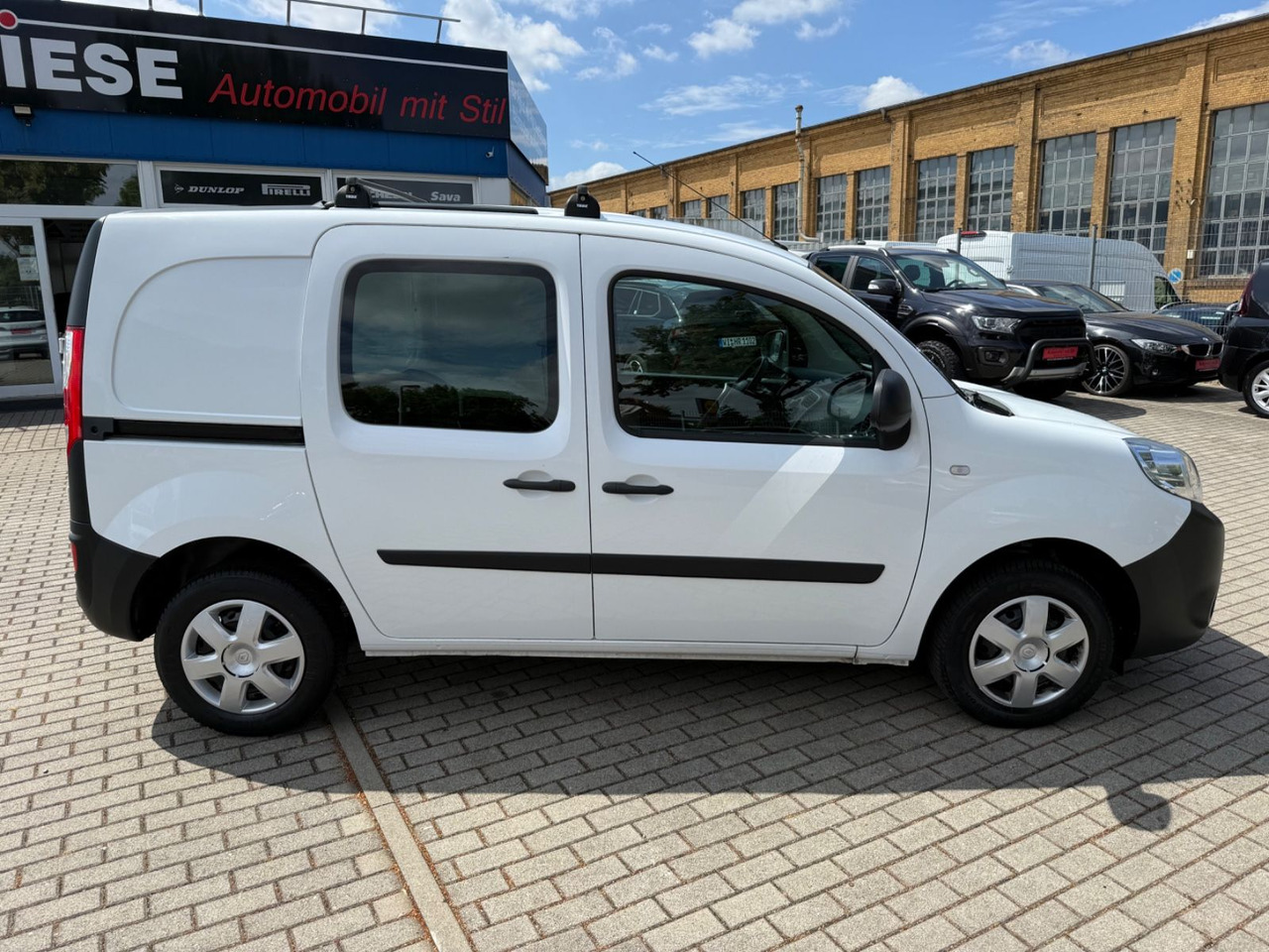 Renault Kangoo Rapid Extra Klima AHK DACHTRÄGER WORKER - Automobil: slika 3 Renault Kangoo Rapid Extra Klima AHK DACHTRÄGER WORKER - Automobil: slika 3