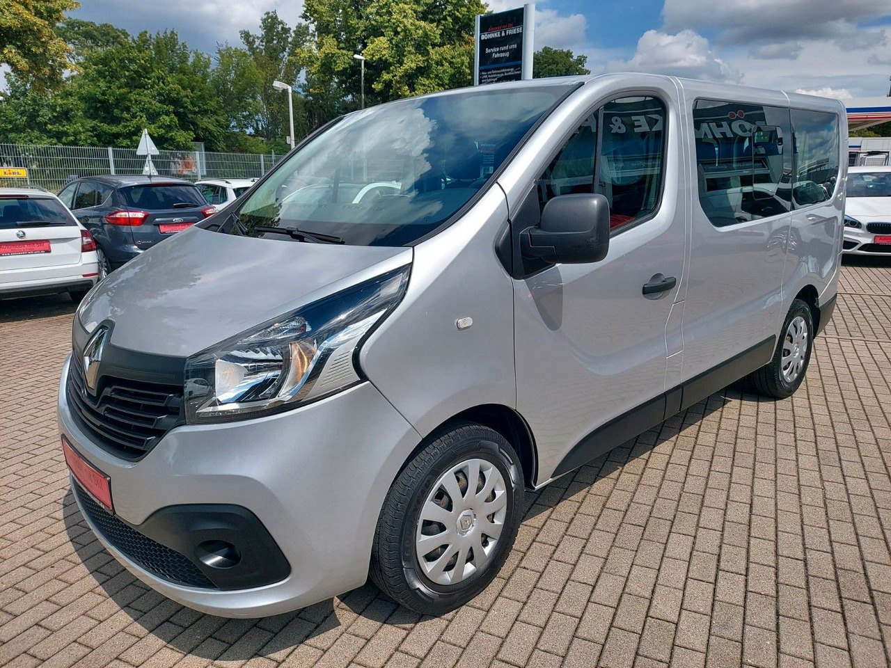 Renault Trafic Combi L1H1 2,7t Expression Klima - Putnički kombi: slika 4 Renault Trafic Combi L1H1 2,7t Expression Klima - Putnički kombi: slika 4