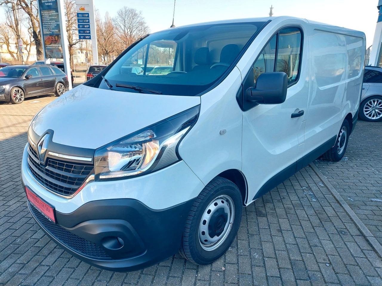 Renault Trafic Kasten L1H1 2,8t Komfort Klima Navi Tempo Renault Trafic Kasten L1H1 2,8t Komfort Klima Navi Tempo - Minibus, Putnički kombi: slika 5 Renault Trafic Kasten L1H1 2,8t Komfort Klima Navi Tempo Renault Trafic Kasten L1H1 2,8t Komfort Klima Navi Tempo - Minibus, Putnički kombi: slika 5
