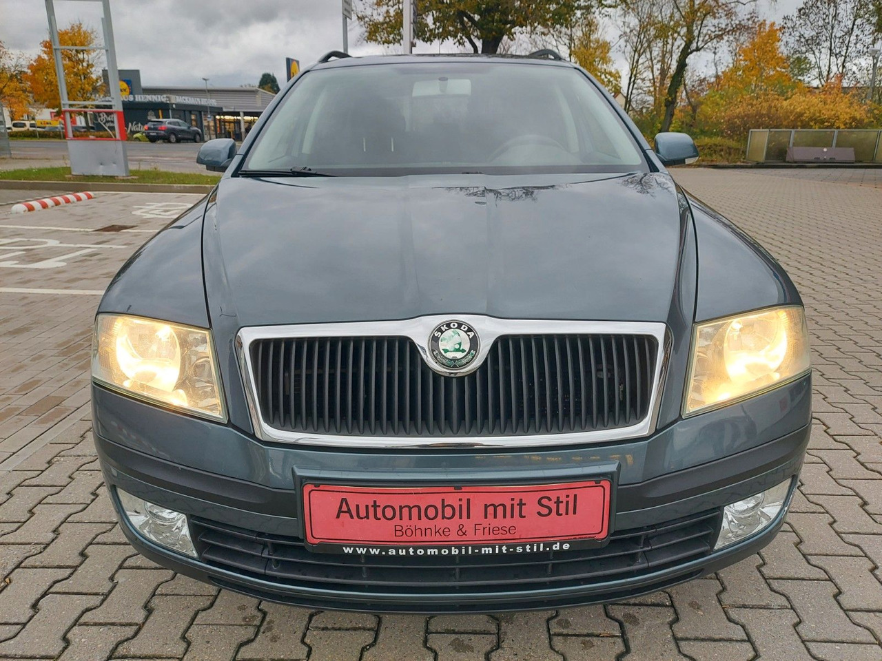 Skoda Octavia Combi Ambiente Klima Navi AHK - Karavan: slika 2 Skoda Octavia Combi Ambiente Klima Navi AHK - Karavan: slika 2