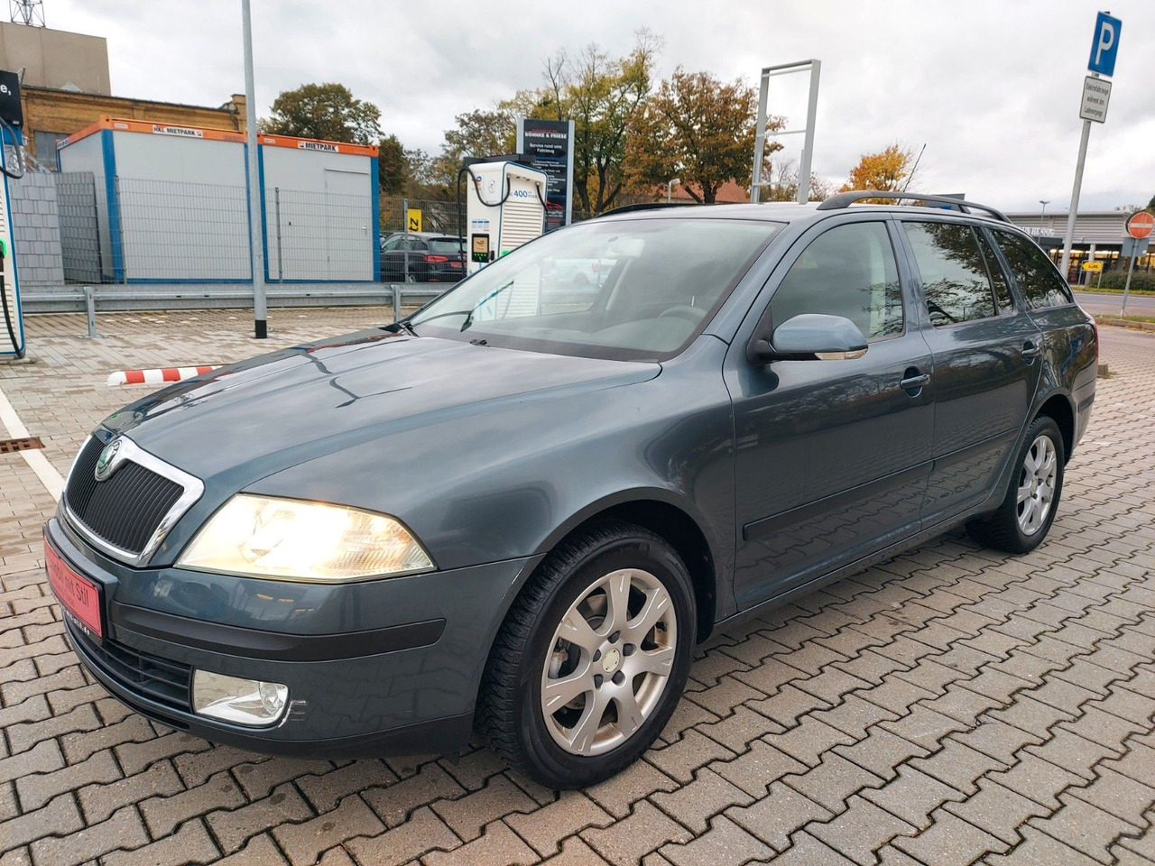 Skoda Octavia Combi Ambiente Klima Navi AHK - Karavan: slika 3 Skoda Octavia Combi Ambiente Klima Navi AHK - Karavan: slika 3
