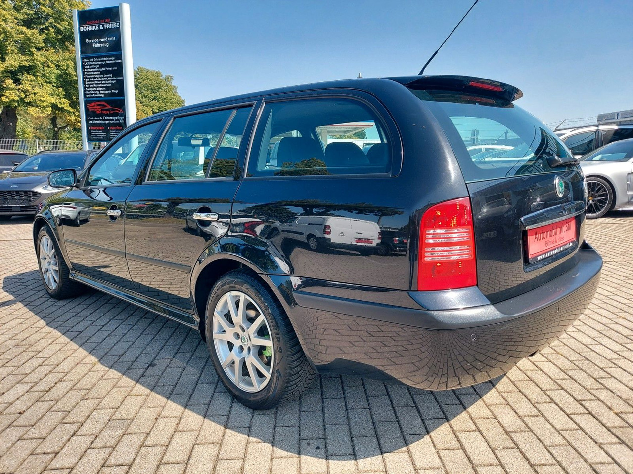 Skoda Octavia Combi RS Xenon DAB Teilleder AHK - Karavan: slika 5 Skoda Octavia Combi RS Xenon DAB Teilleder AHK - Karavan: slika 5