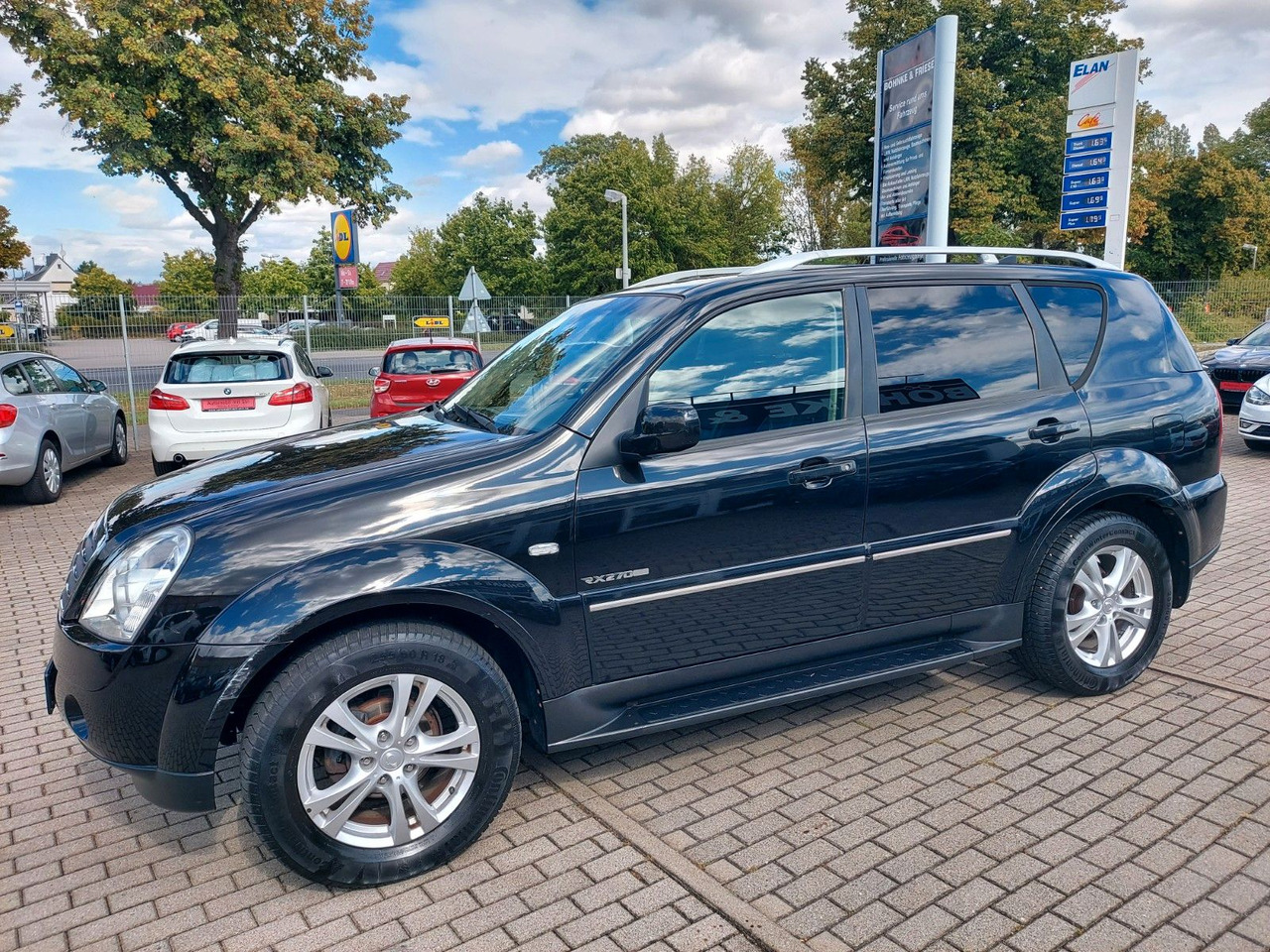 SUVSUV Ssangyong REXTON Rexton II Automatik 7 Sitze Leder 4x4: slika 9 SUVSUV Ssangyong REXTON Rexton II Automatik 7 Sitze Leder 4x4: slika 9
