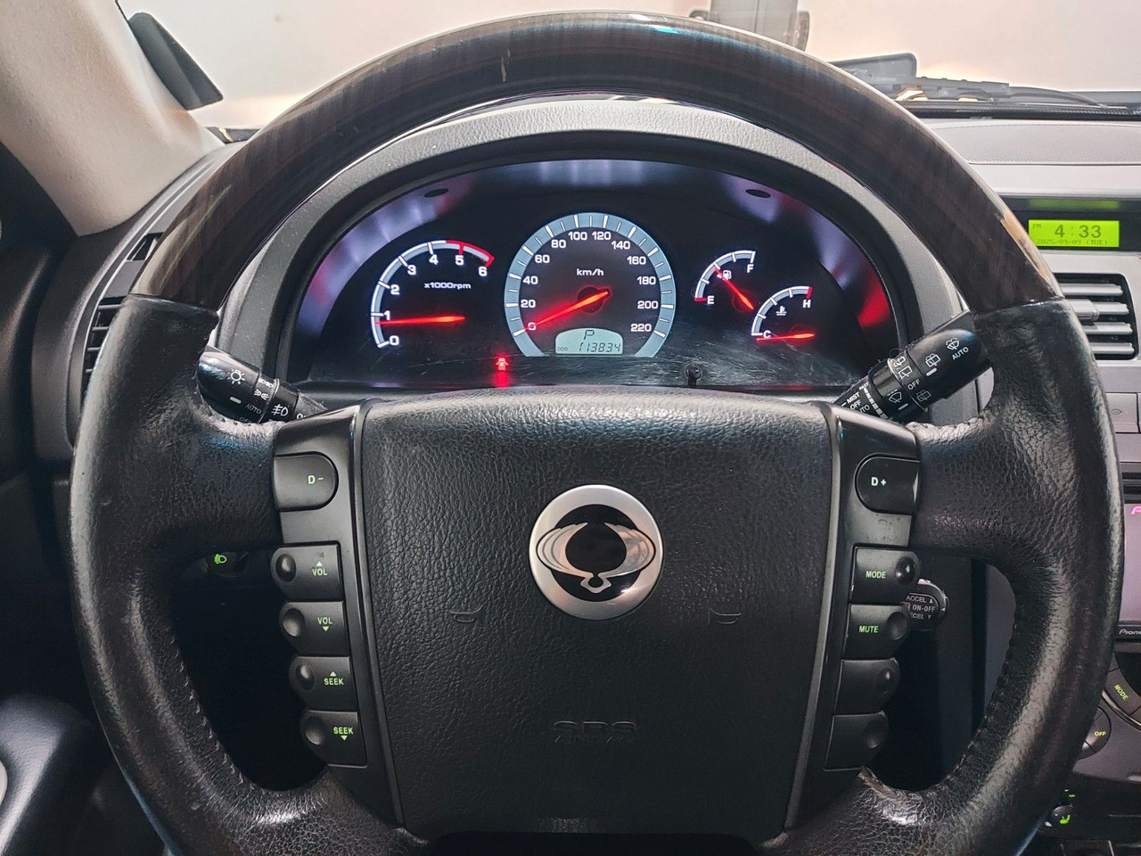 SUVSUV Ssangyong REXTON Rexton II Automatik 7 Sitze Leder 4x4: slika 13 SUVSUV Ssangyong REXTON Rexton II Automatik 7 Sitze Leder 4x4: slika 13