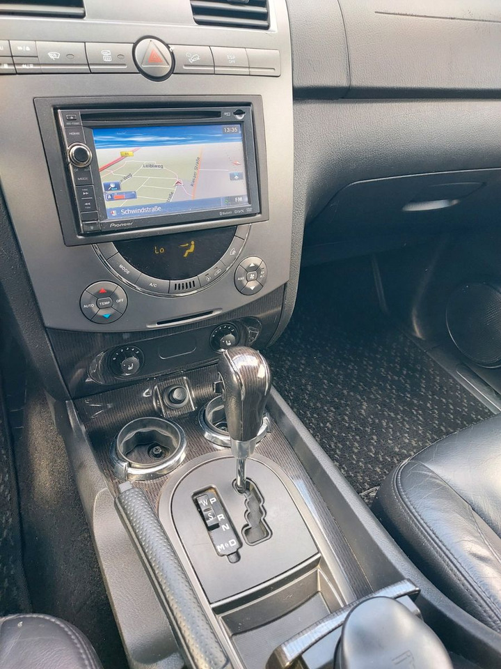 SUVSUV Ssangyong REXTON Rexton II Automatik 7 Sitze Leder 4x4: slika 15 SUVSUV Ssangyong REXTON Rexton II Automatik 7 Sitze Leder 4x4: slika 15