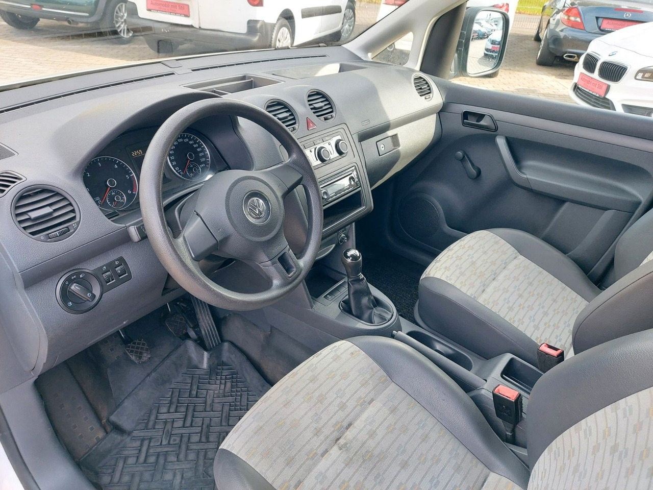 Putnički kombi Volkswagen Caddy Kasten Kombi 2 Sitze Klima Bluetooth: slika 16