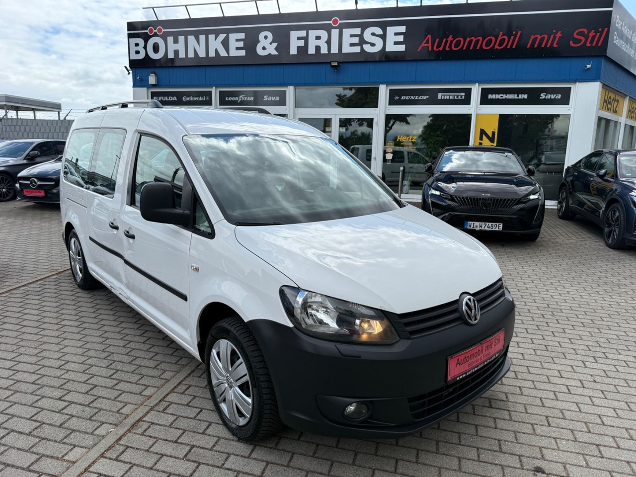 Volkswagen Caddy Maxi KastenKombi 5 SITZER KLIMAA SHZ AHK - Putnički kombi: slika 1 Volkswagen Caddy Maxi KastenKombi 5 SITZER KLIMAA SHZ AHK - Putnički kombi: slika 1
