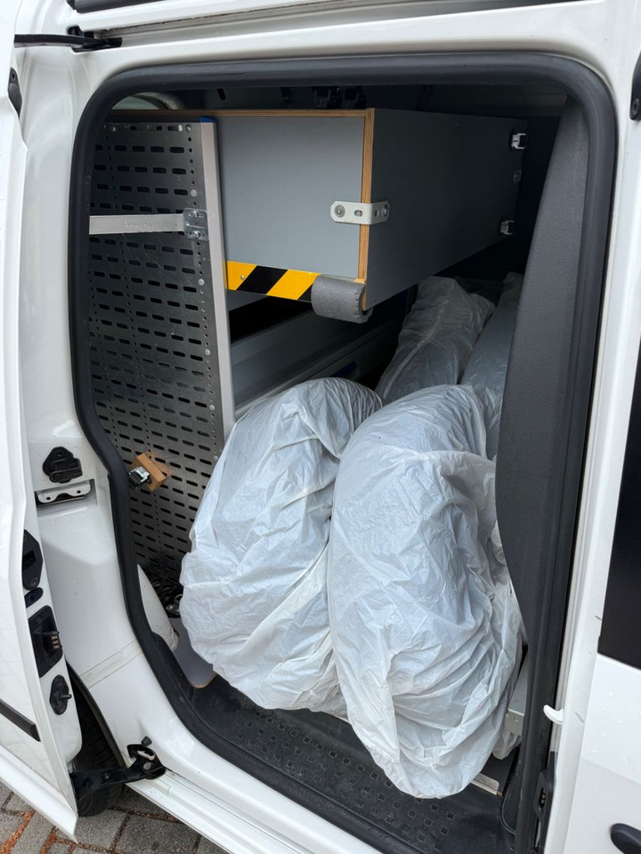 Putnički kombi Volkswagen Caddy Nfz Kasten 4Motion KLIMA NAVI 10/25 TÜV: slika 12 Putnički kombi Volkswagen Caddy Nfz Kasten 4Motion KLIMA NAVI 10/25 TÜV: slika 12