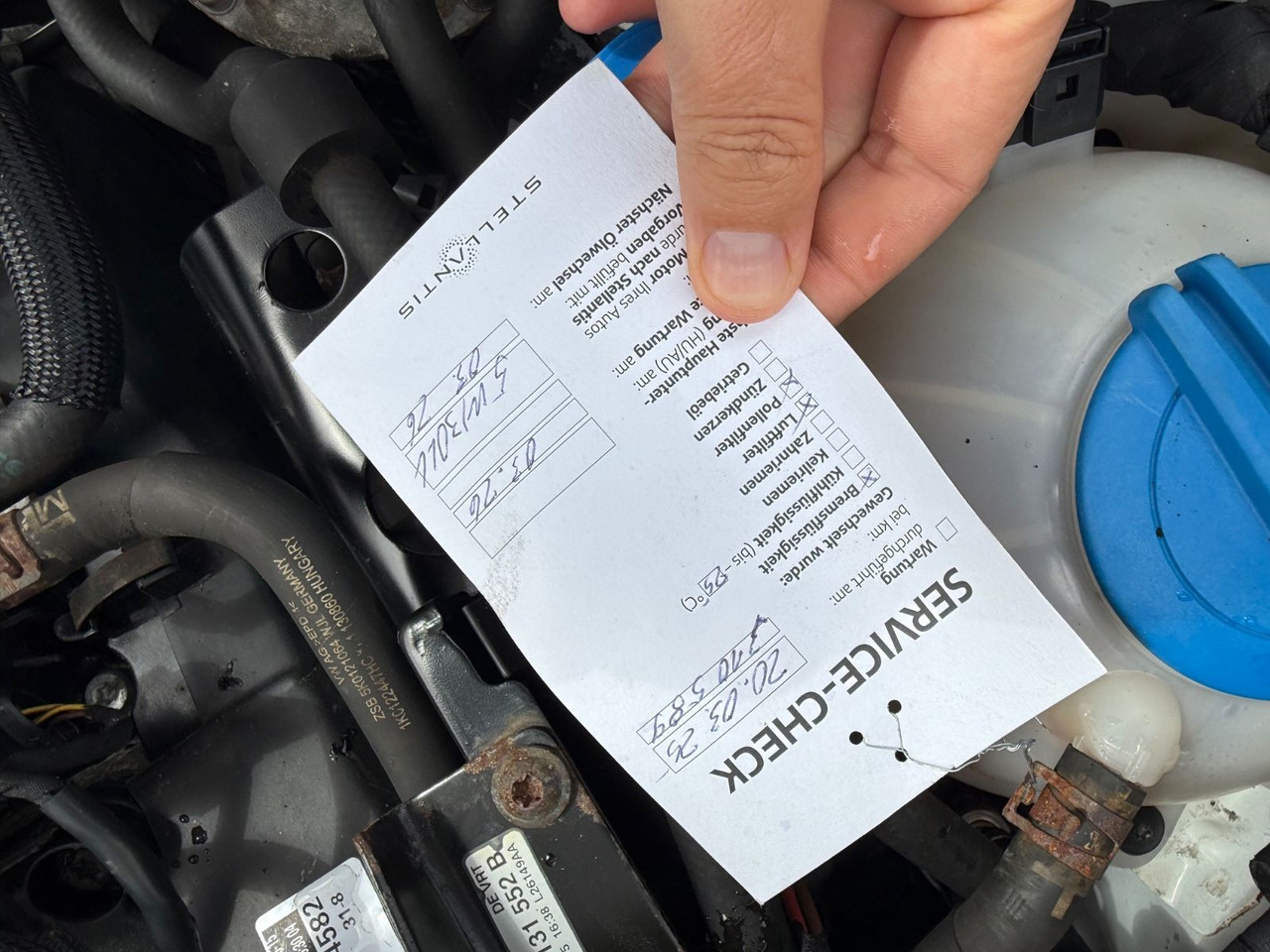 Putnički kombi Volkswagen Caddy Nfz Kasten 4Motion KLIMA NAVI 10/25 TÜV: slika 17 Putnički kombi Volkswagen Caddy Nfz Kasten 4Motion KLIMA NAVI 10/25 TÜV: slika 17