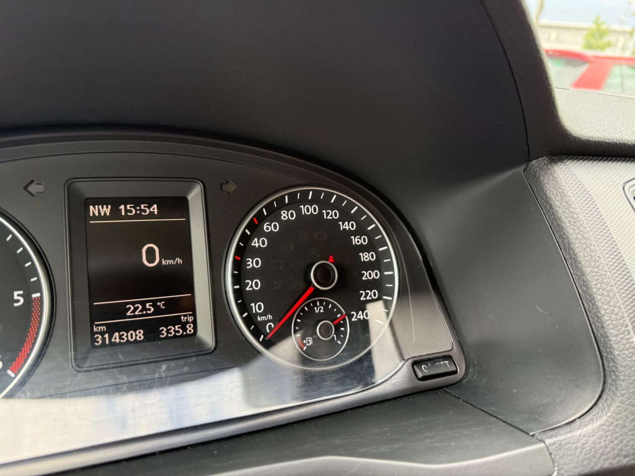 Putnički kombi Volkswagen Caddy Nfz Kasten 4Motion KLIMA NAVI 10/25 TÜV: slika 18 Putnički kombi Volkswagen Caddy Nfz Kasten 4Motion KLIMA NAVI 10/25 TÜV: slika 18