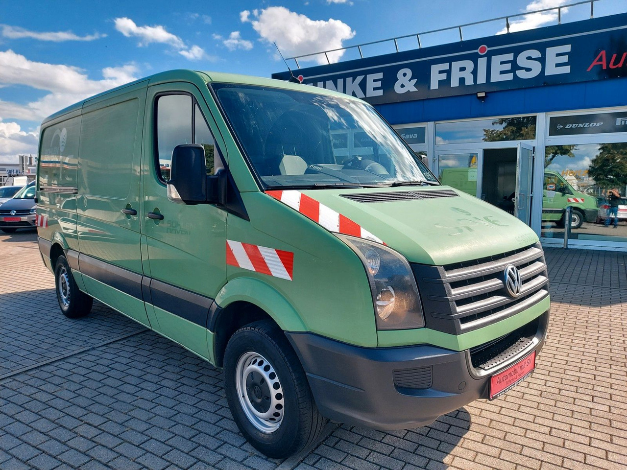 Volkswagen Crafter Kasten 35 mittel L2H1 Klima Standheiz. - Putnički kombi: slika 1 Volkswagen Crafter Kasten 35 mittel L2H1 Klima Standheiz. - Putnički kombi: slika 1