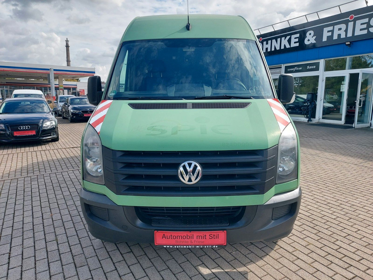 Volkswagen Crafter Kasten 35 mittel L2H2 Hochdach Klima AHK - Furgon: slika 3 Volkswagen Crafter Kasten 35 mittel L2H2 Hochdach Klima AHK - Furgon: slika 3
