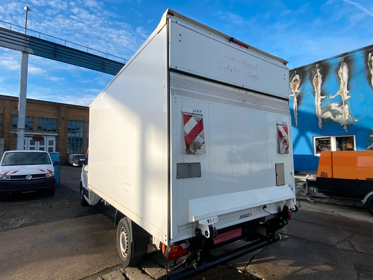 Volkswagen Crafter Pritsche Koffer 35 lang Bär LBW 750 - Dostavno vozilo sa zatvorenim sandukom: slika 5 Volkswagen Crafter Pritsche Koffer 35 lang Bär LBW 750 - Dostavno vozilo sa zatvorenim sandukom: slika 5