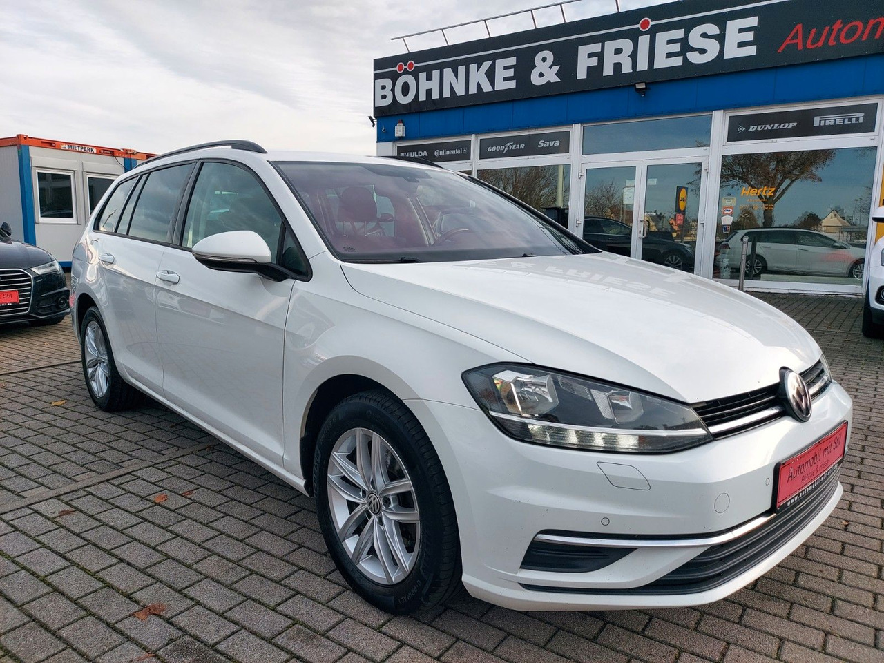 Volkswagen Golf VII Variant DSG Comfort ACC Massage Nav DAB - Karavan: slika 1 Volkswagen Golf VII Variant DSG Comfort ACC Massage Nav DAB - Karavan: slika 1