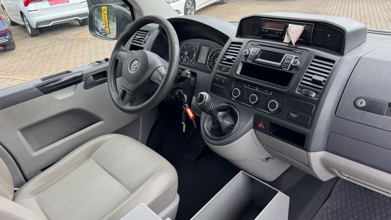Volkswagen T5 Transporter Kasten-Kombi Lang 4Motion KLIMA - Putnički kombi: slika 4 Volkswagen T5 Transporter Kasten-Kombi Lang 4Motion KLIMA - Putnički kombi: slika 4