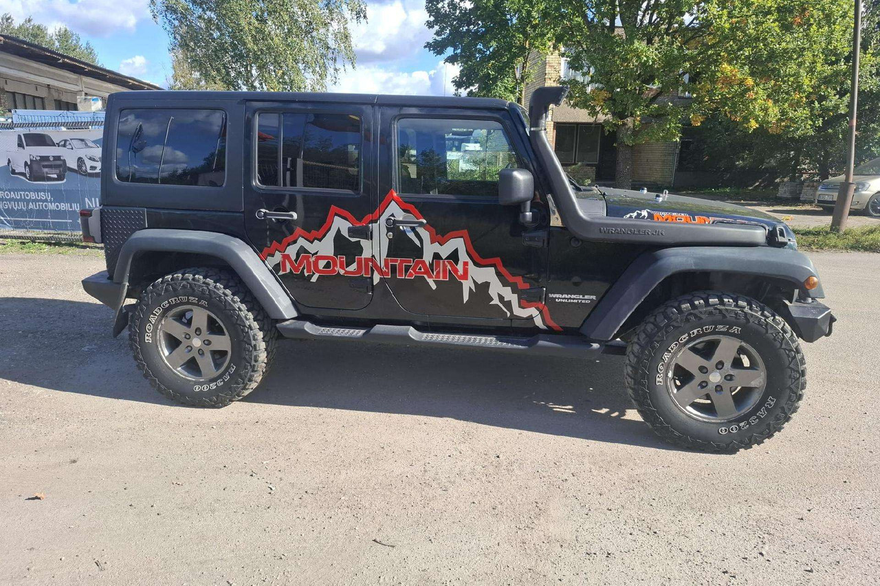 Jeep Wrangler - Automobil: slika 2 Jeep Wrangler - Automobil: slika 2